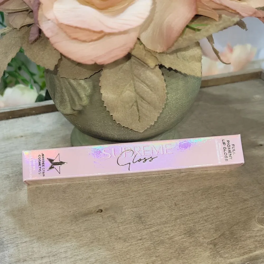 NIB Jeffree Star Cosmetic Supreme Gloss - Cookie Dough Fetish